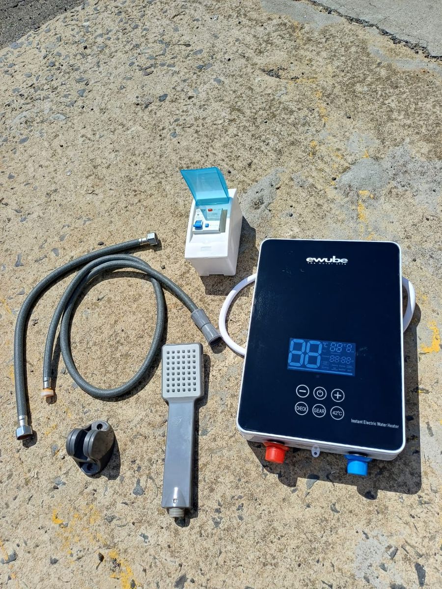 Ewube 6KW 220V Electric Instant Water Heater Tankless Geyser SL-X2-60